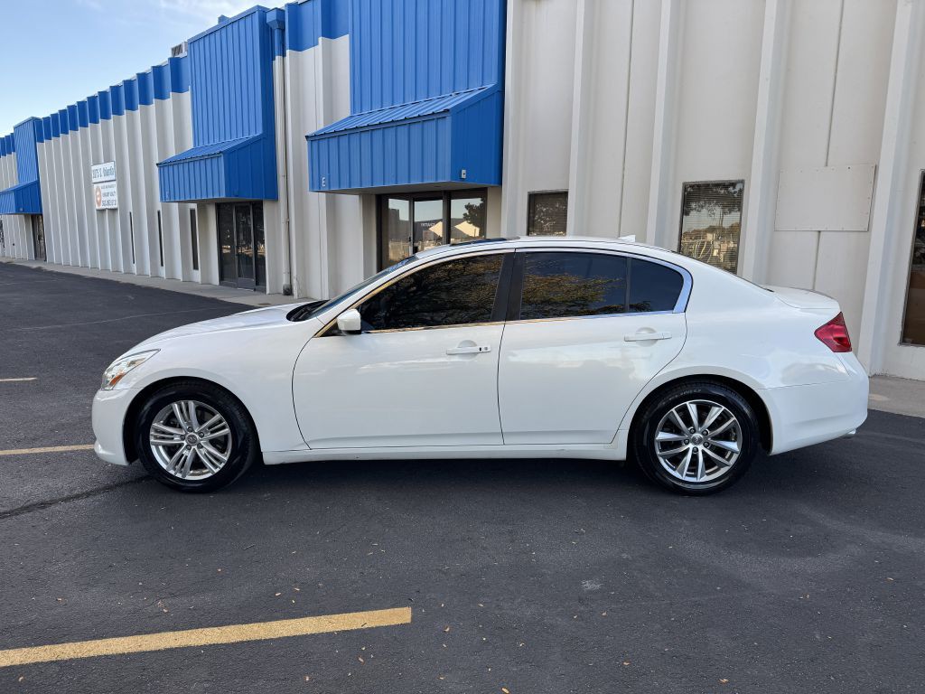 2013 INFINITI G37 Image 4