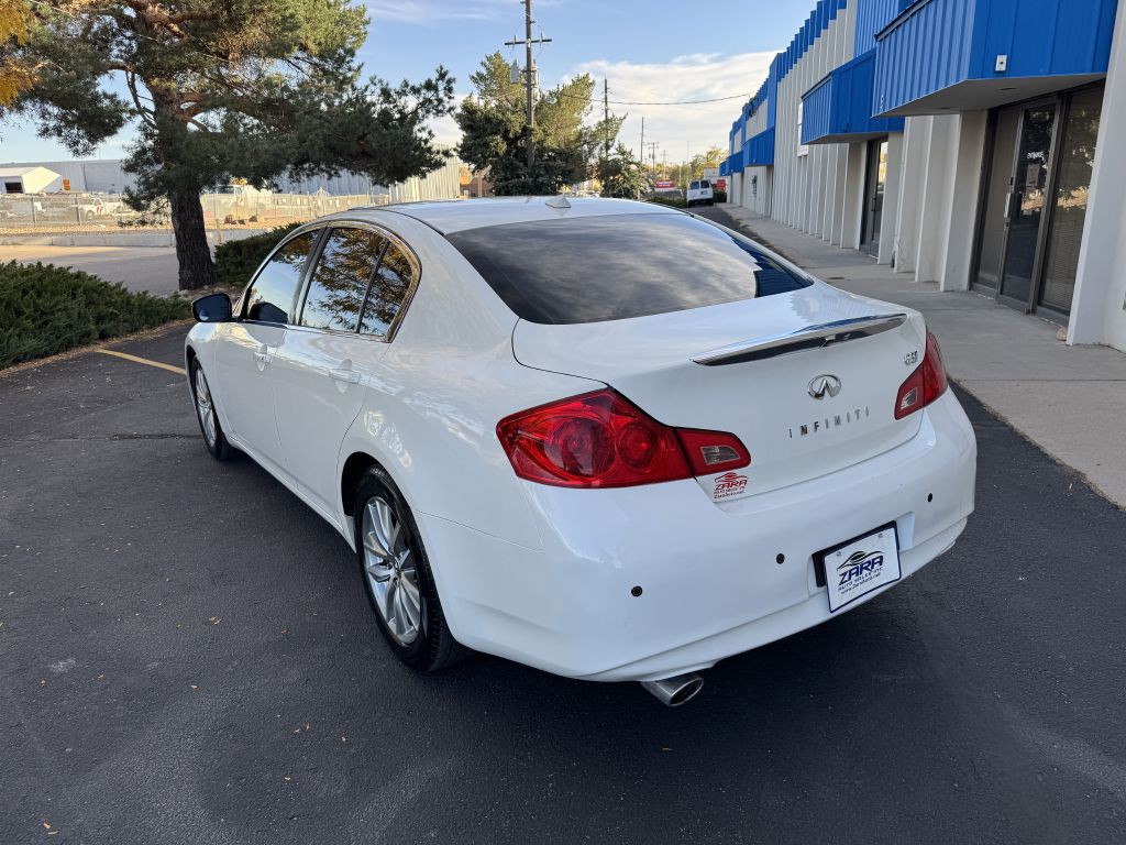 2013 INFINITI G37 Image 5