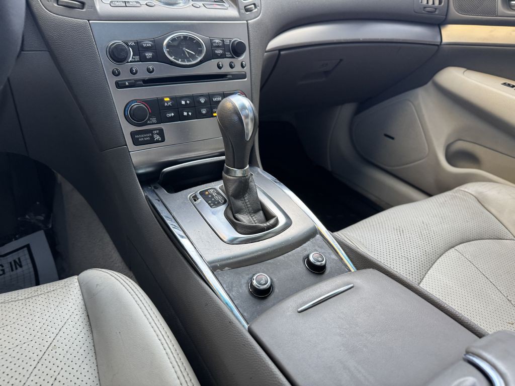 2013 INFINITI G37 Image 20