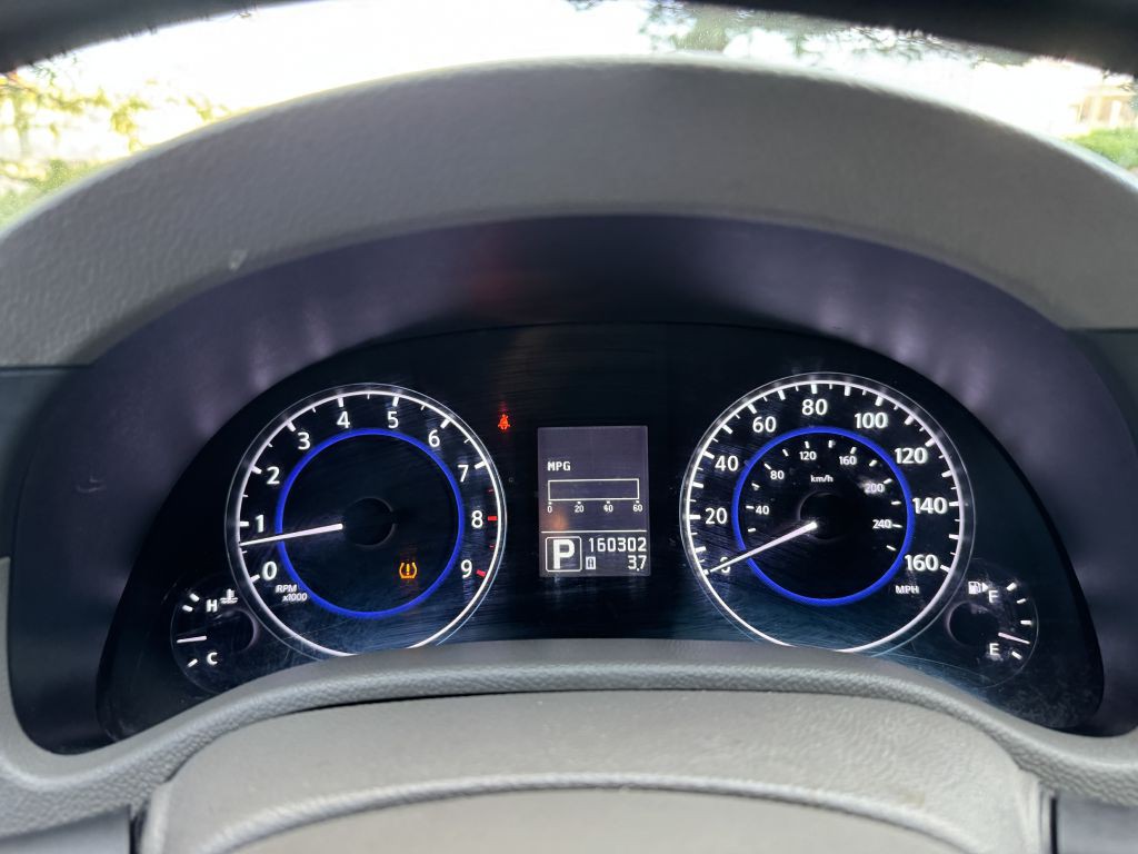 2013 INFINITI G37 Image 22