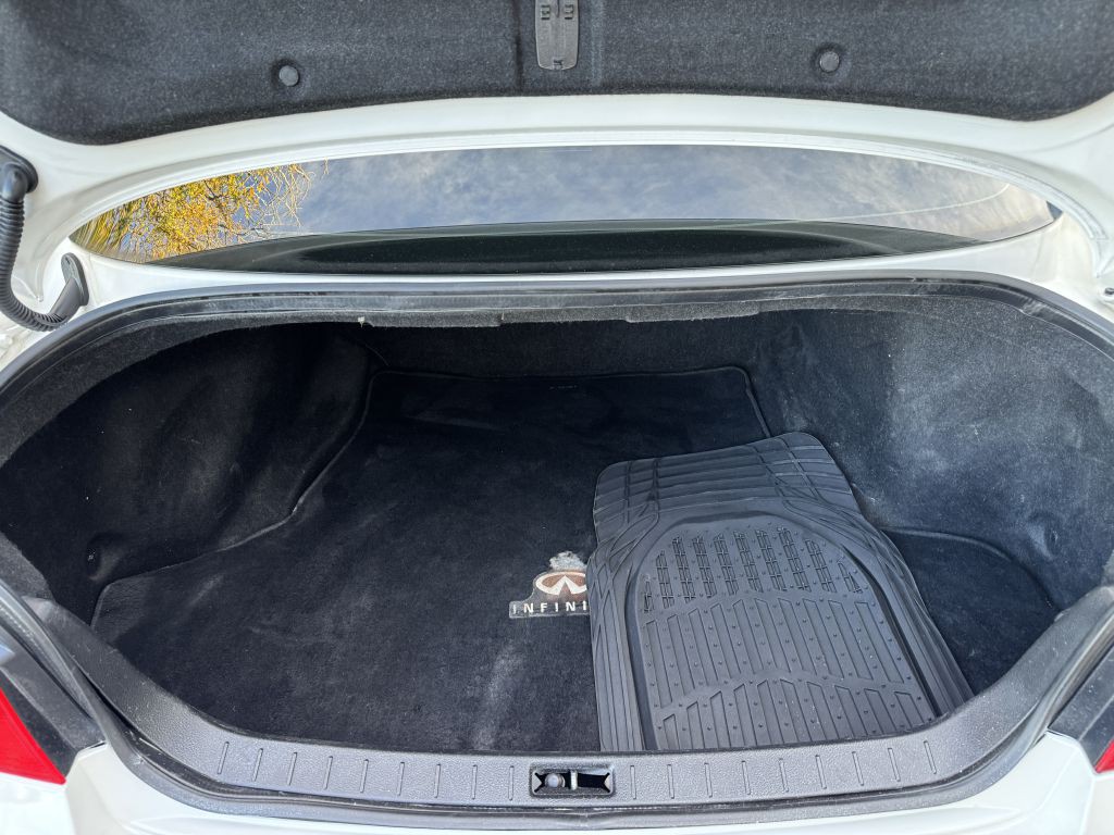 2013 INFINITI G37 Image 29