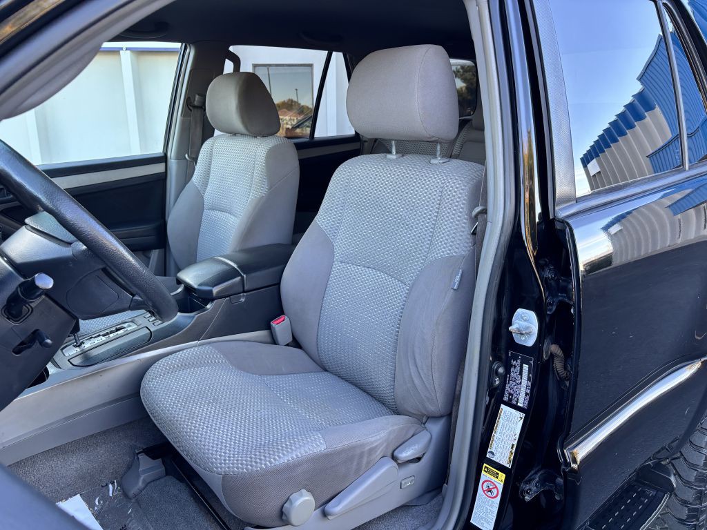 2008 Toyota 4Runner Image 12