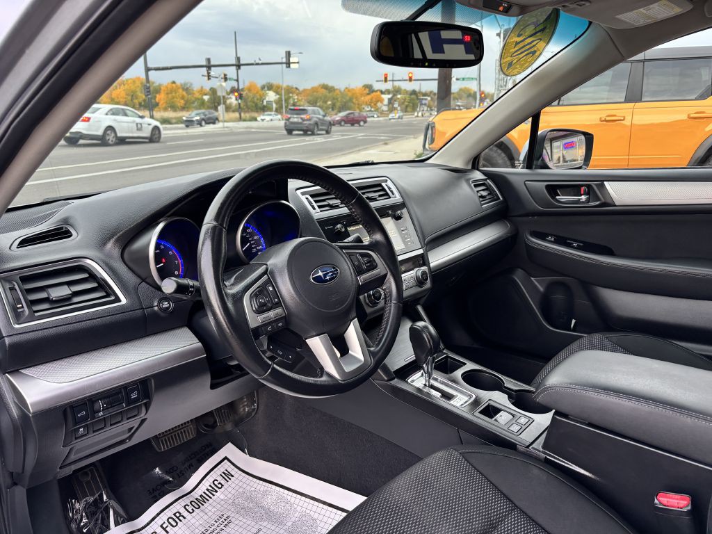 2015 Subaru Outback Image 12