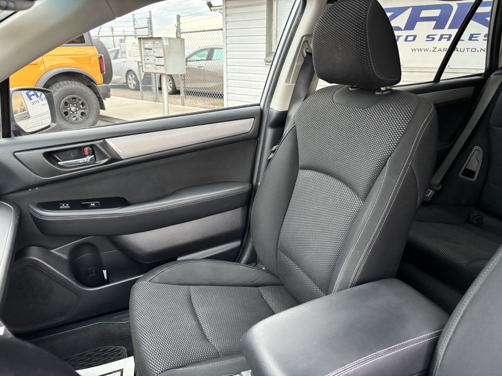 2015 Subaru Outback Image 15