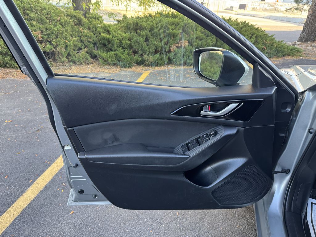 2016 Mazda Mazda3 Image 15