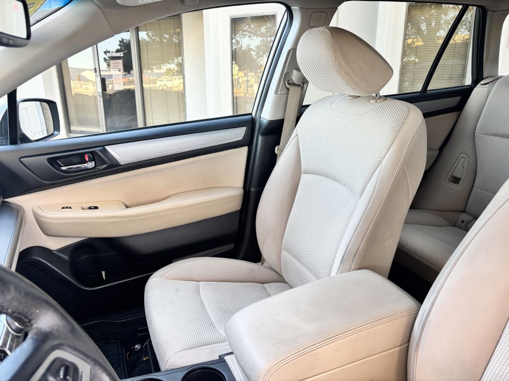 2015 Subaru Outback Image 14