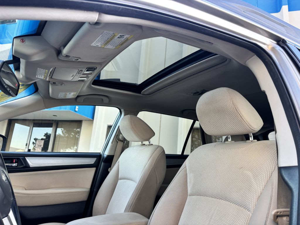 2015 Subaru Outback Image 15