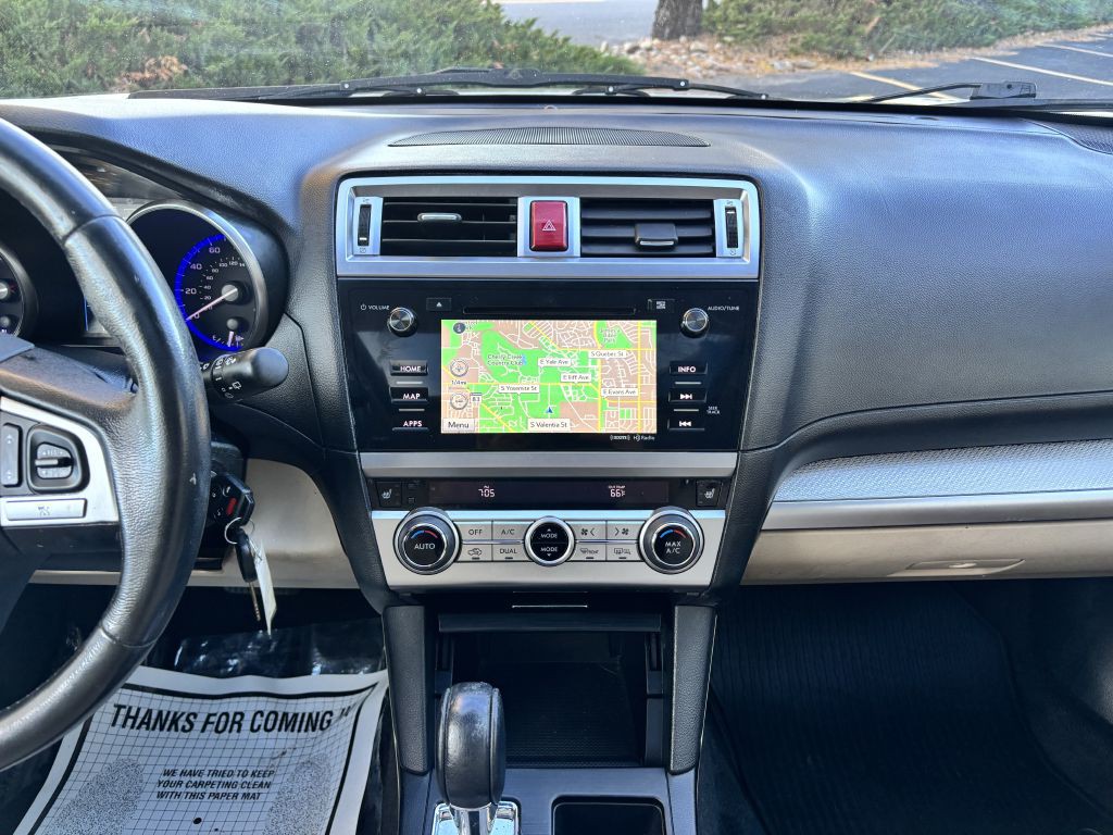 2015 Subaru Outback Image 19