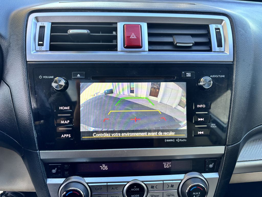 2015 Subaru Outback Image 25