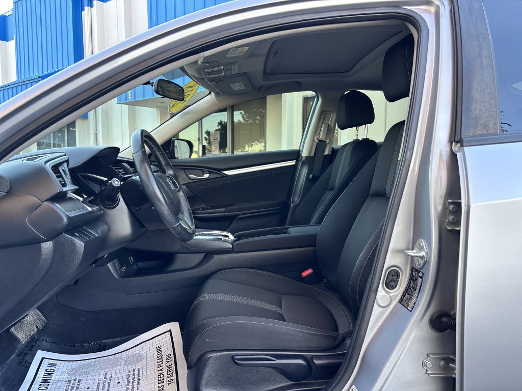 2018 Honda Civic Image 12