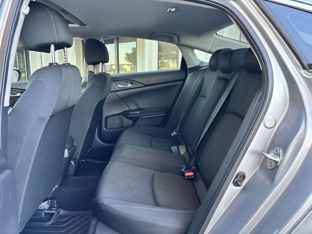2018 Honda Civic Image 16