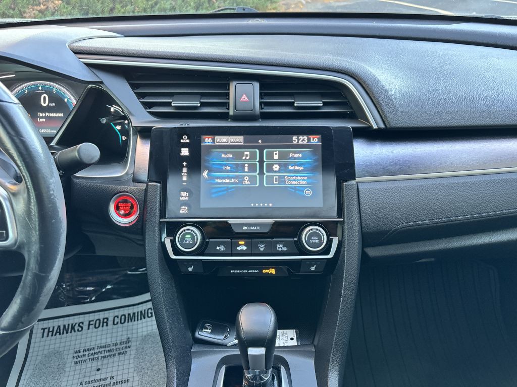 2018 Honda Civic Image 18