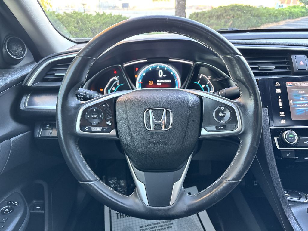 2018 Honda Civic Image 21