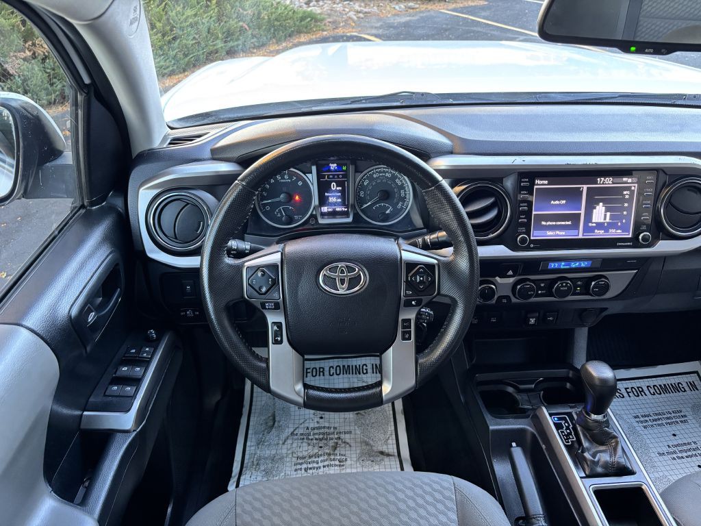 2021 Toyota Tacoma Image 21