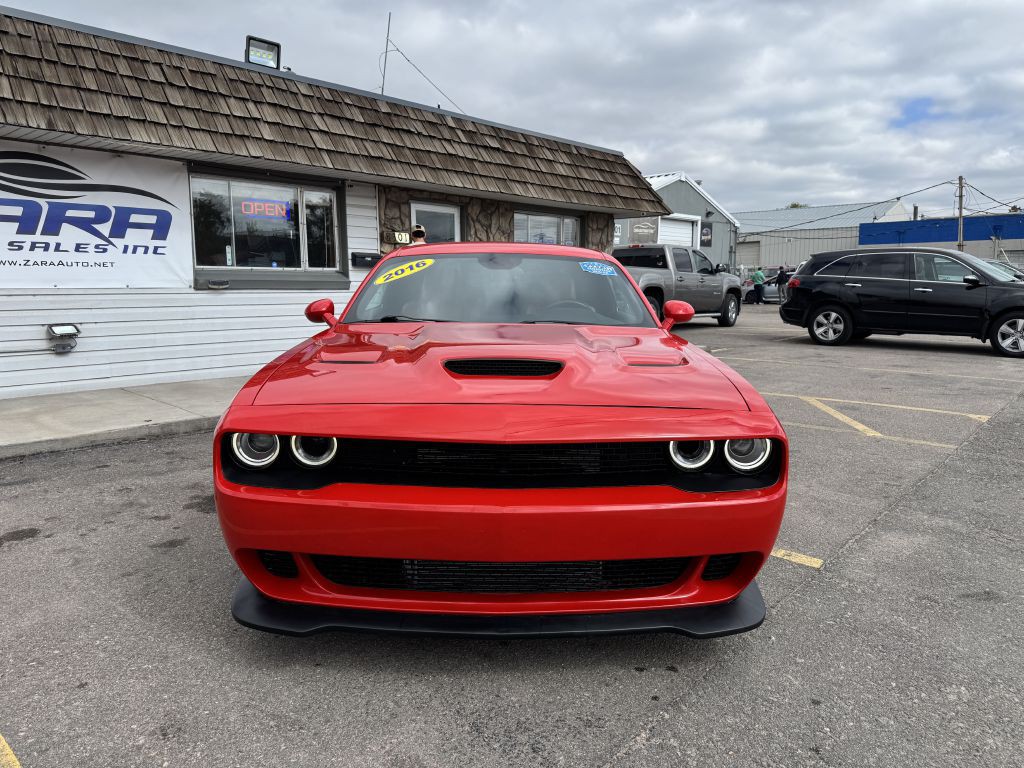 2016 Dodge Challenger Image 2
