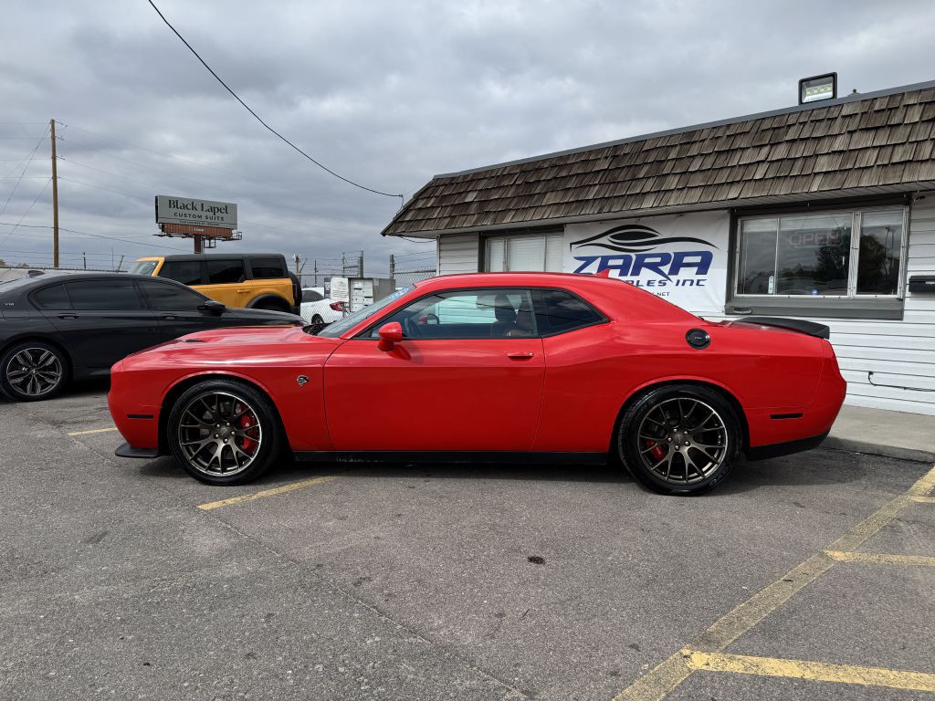 2016 Dodge Challenger Image 4