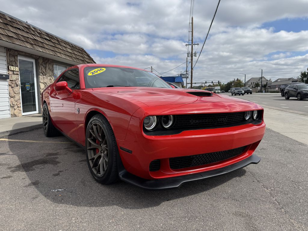 2016 Dodge Challenger Image 10