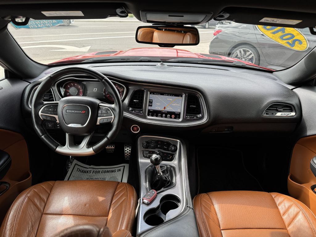 2016 Dodge Challenger Image 21