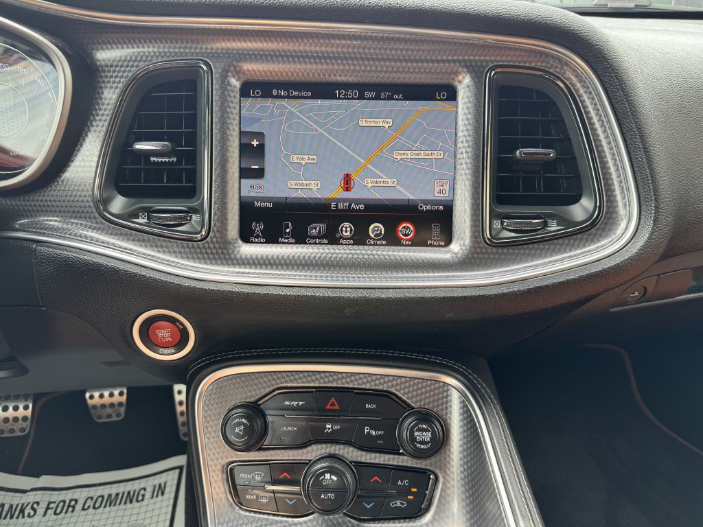2016 Dodge Challenger Image 22