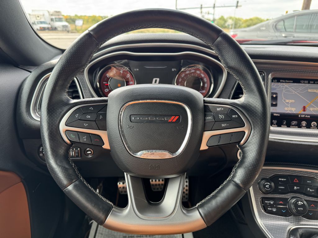 2016 Dodge Challenger Image 24