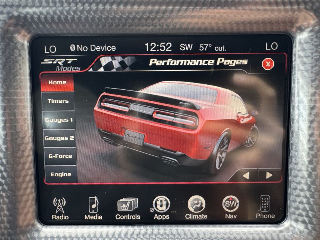 2016 Dodge Challenger Image 34