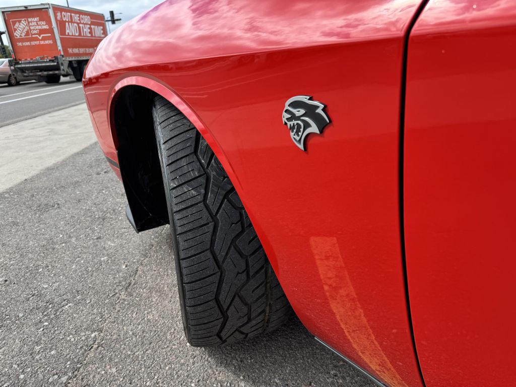 2016 Dodge Challenger Image 41