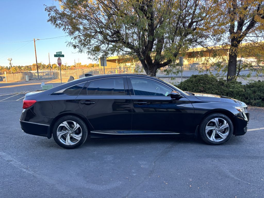 2019 Honda Accord Image 8