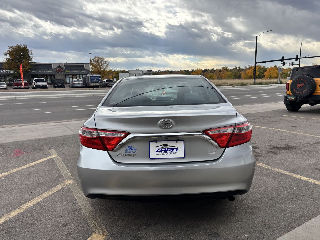 2016 Toyota Camry Image 6