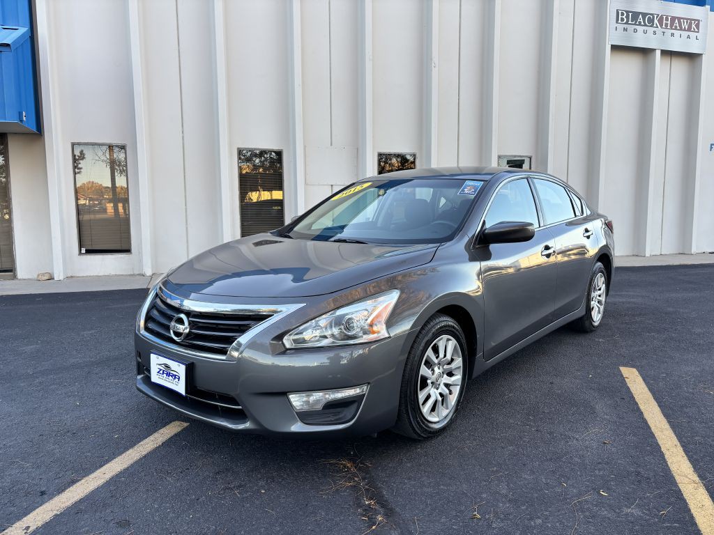 2015 Nissan Altima Image 3