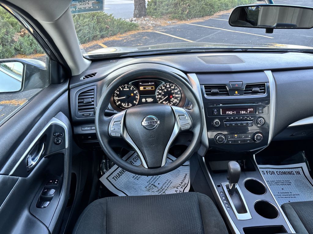2015 Nissan Altima Image 20