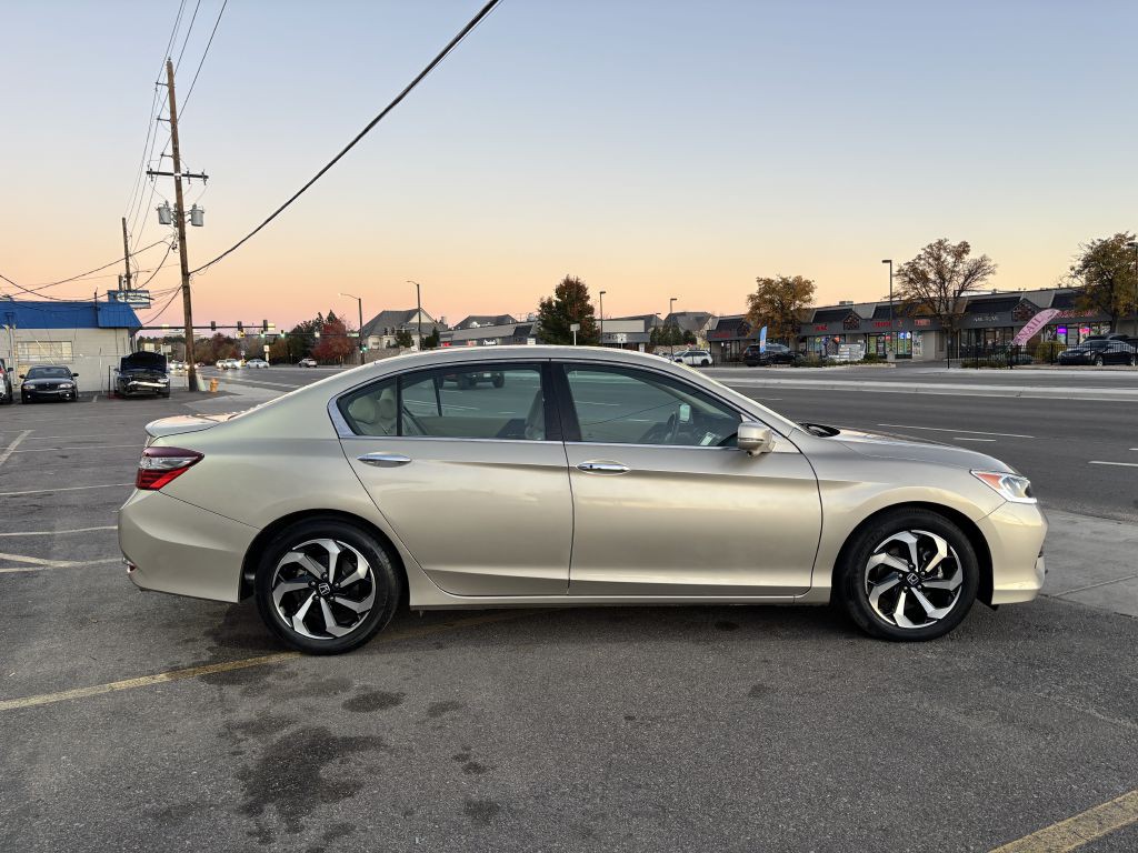 2016 Honda Accord Image 8