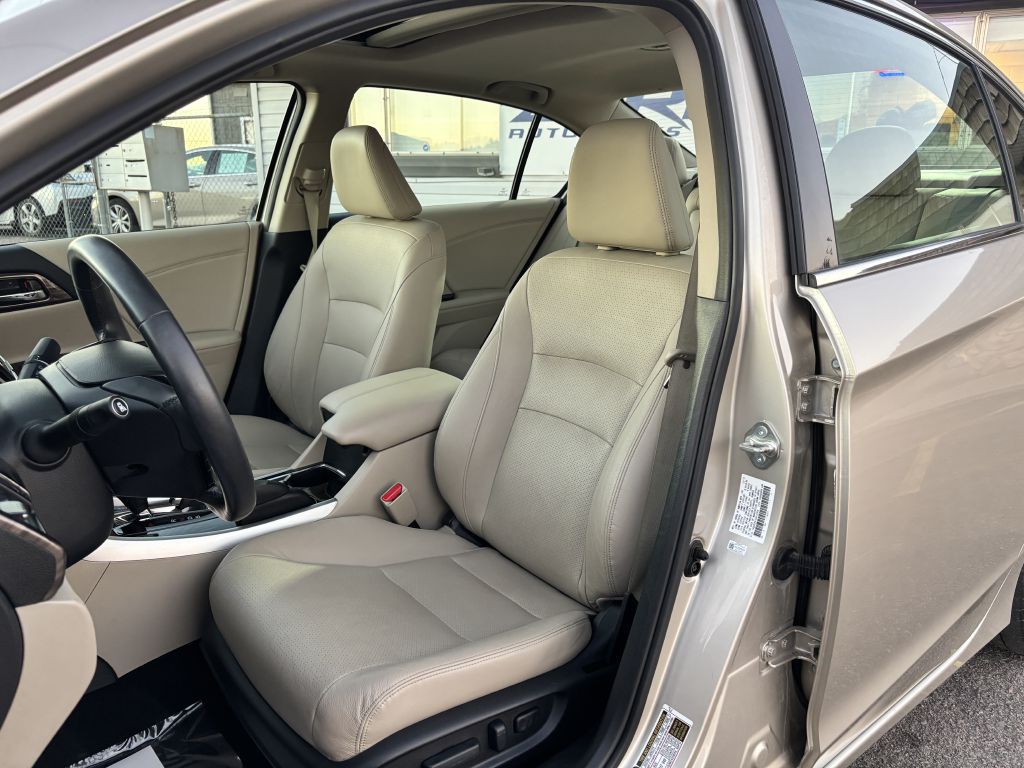 2016 Honda Accord Image 13