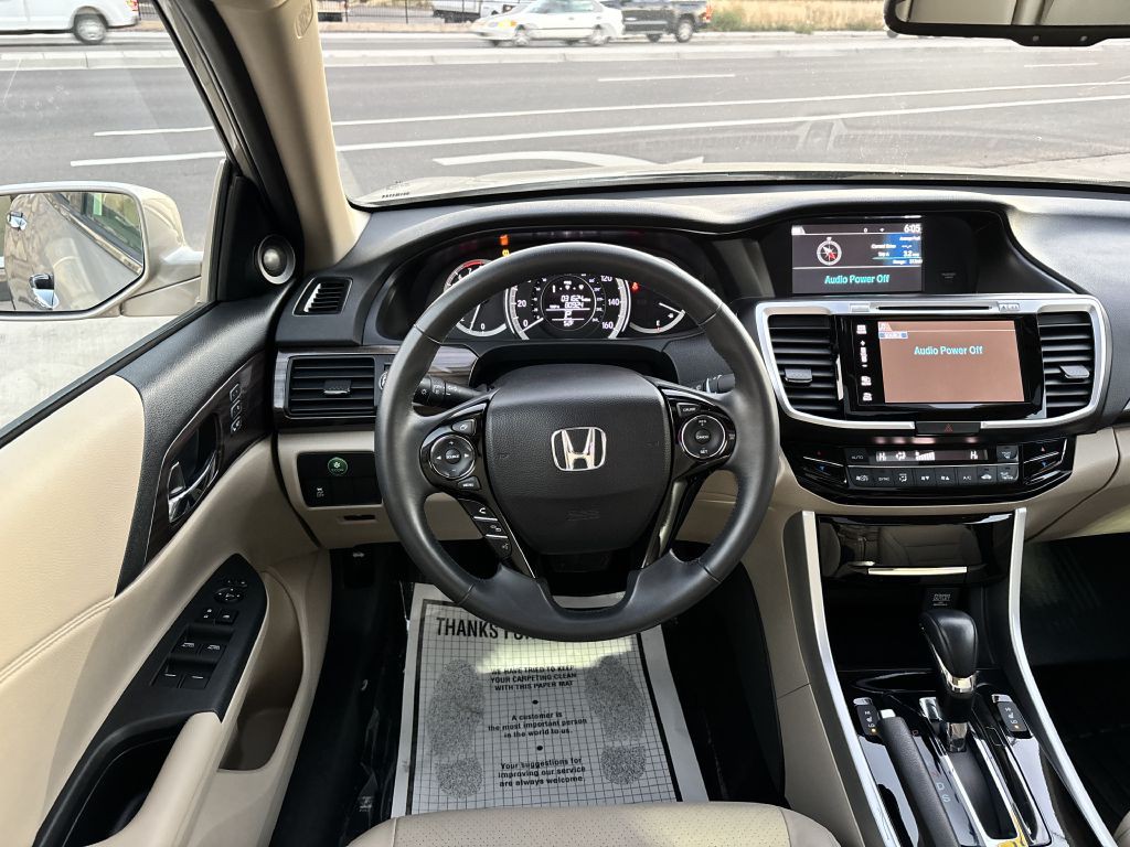 2016 Honda Accord Image 22
