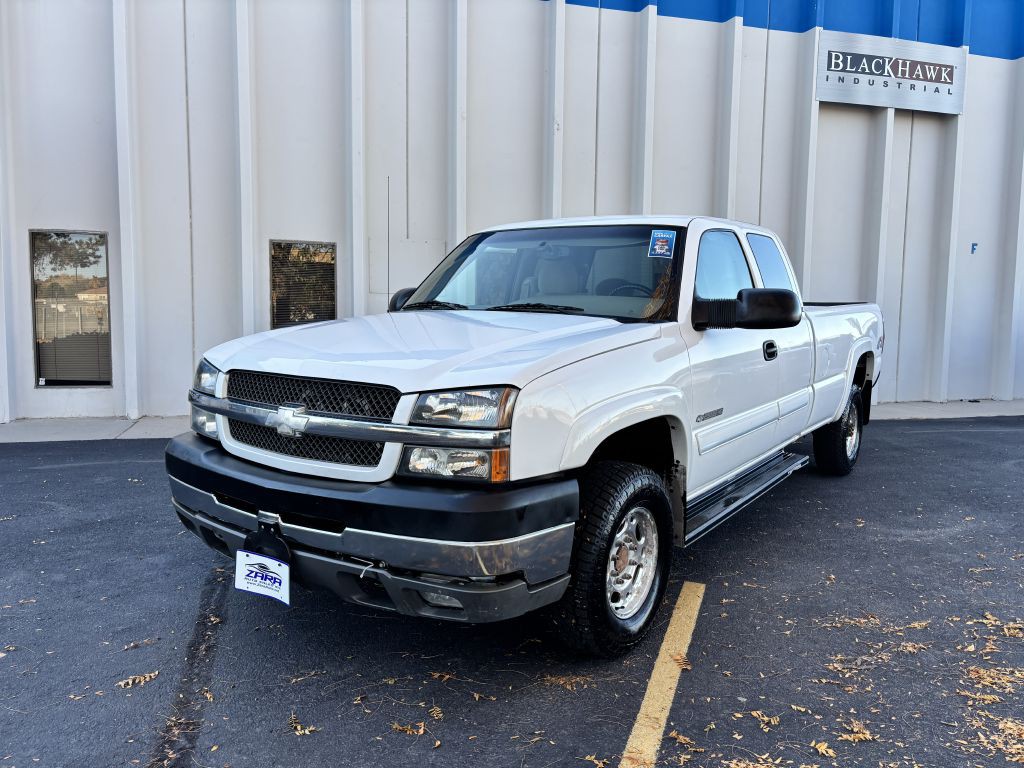 2003 Chevrolet Silverado 1500 Image 3