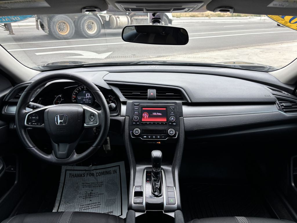 2018 Honda Civic Image 17