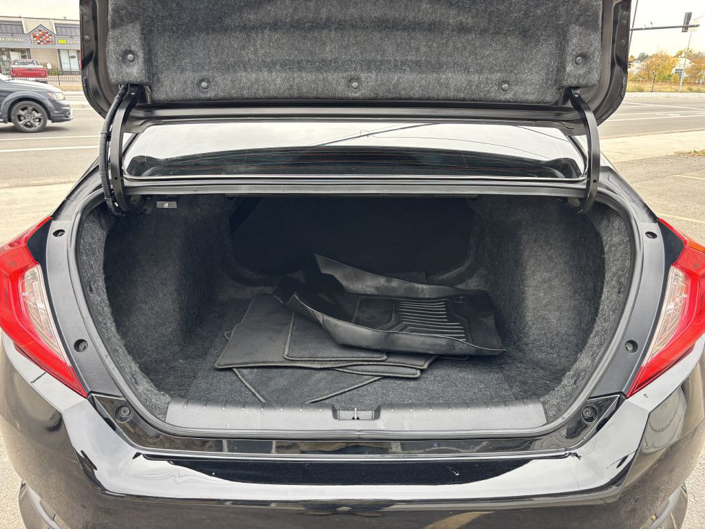 2018 Honda Civic Image 25