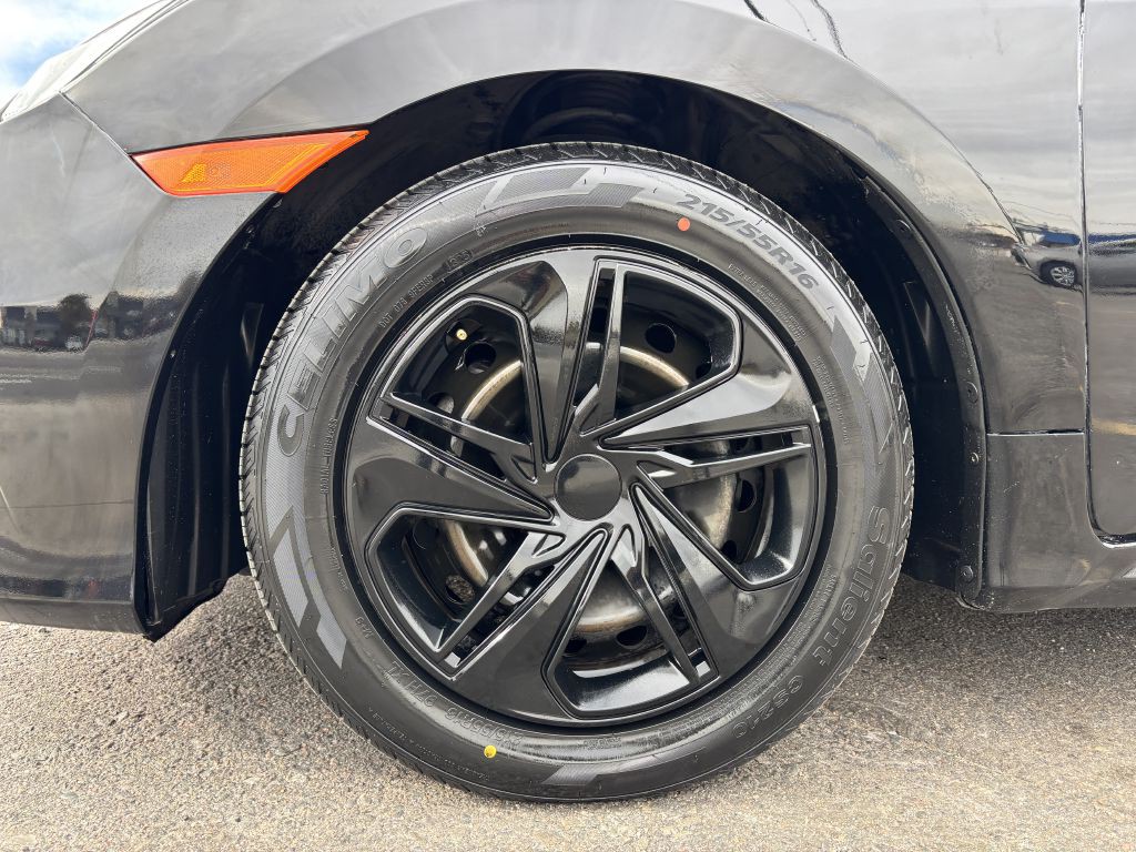 2018 Honda Civic Image 26