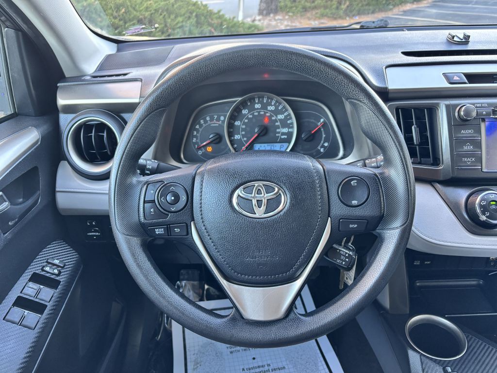 2013 Toyota Rav4 Image 21