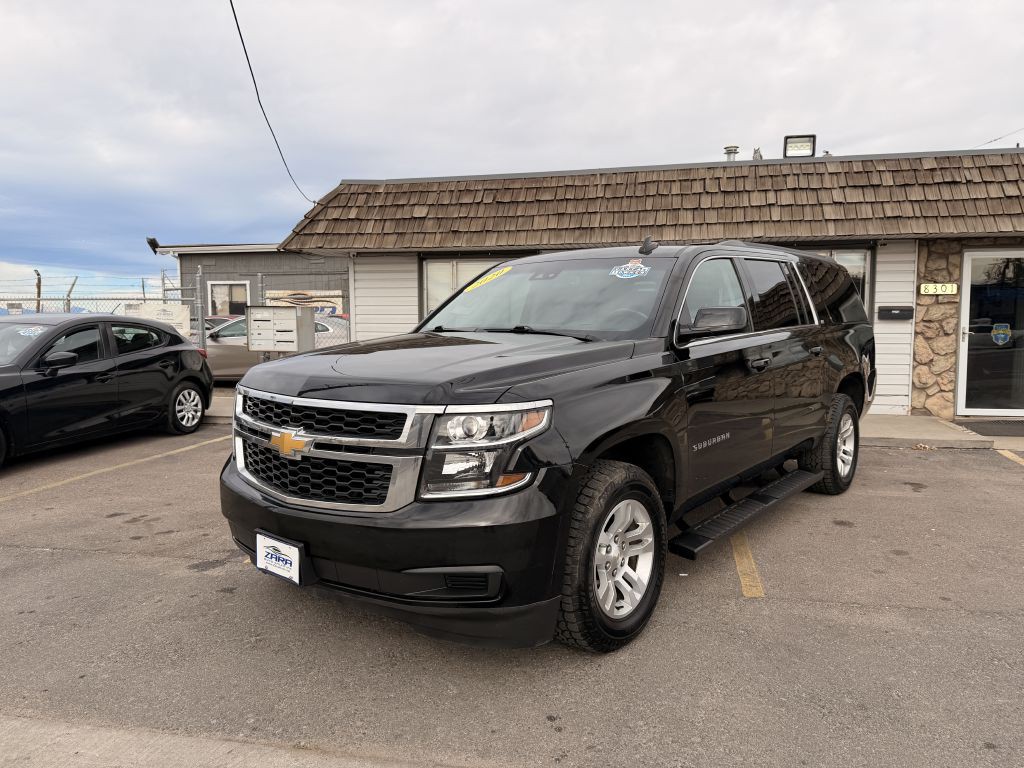 2020 Chevrolet Suburban Image 3