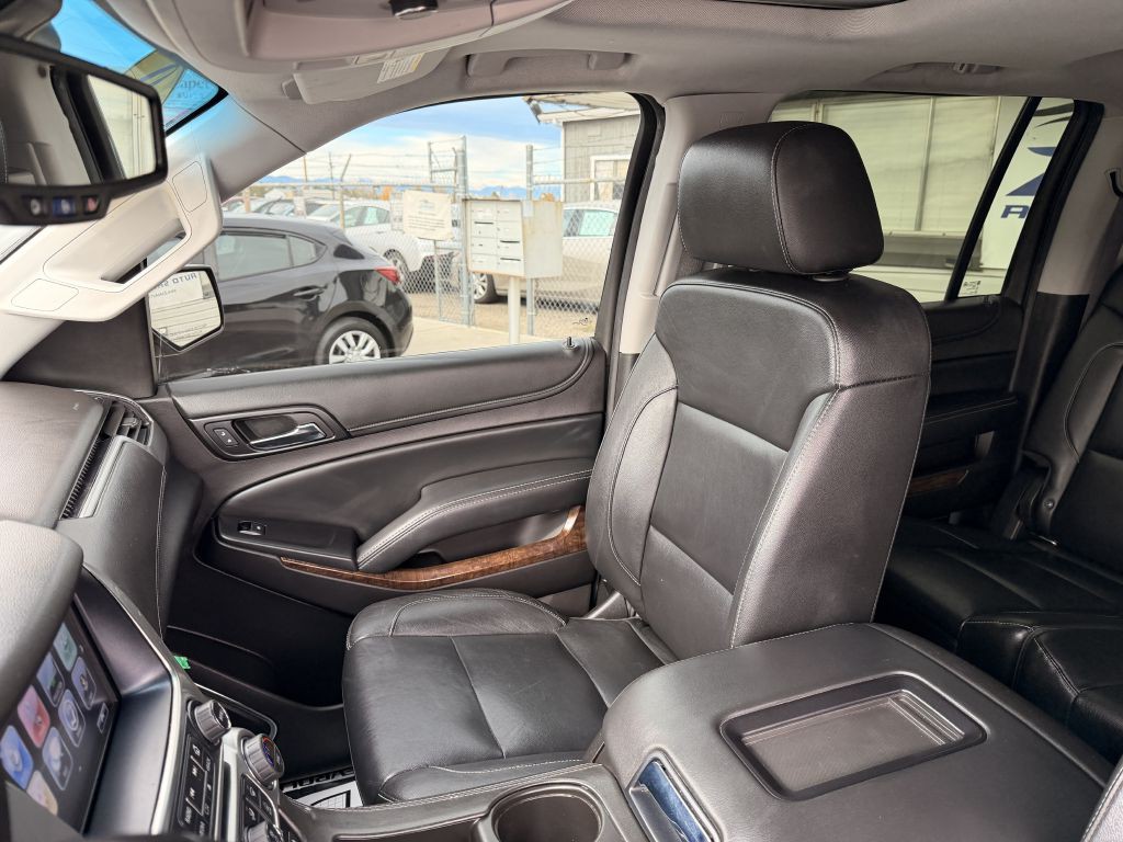 2020 Chevrolet Suburban Image 14