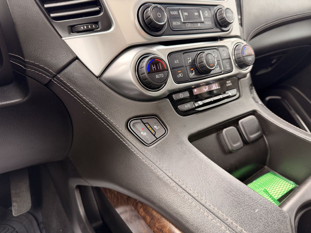 2020 Chevrolet Suburban Image 22