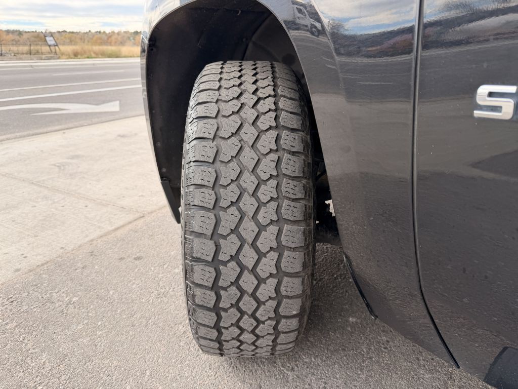 2020 Chevrolet Suburban Image 31