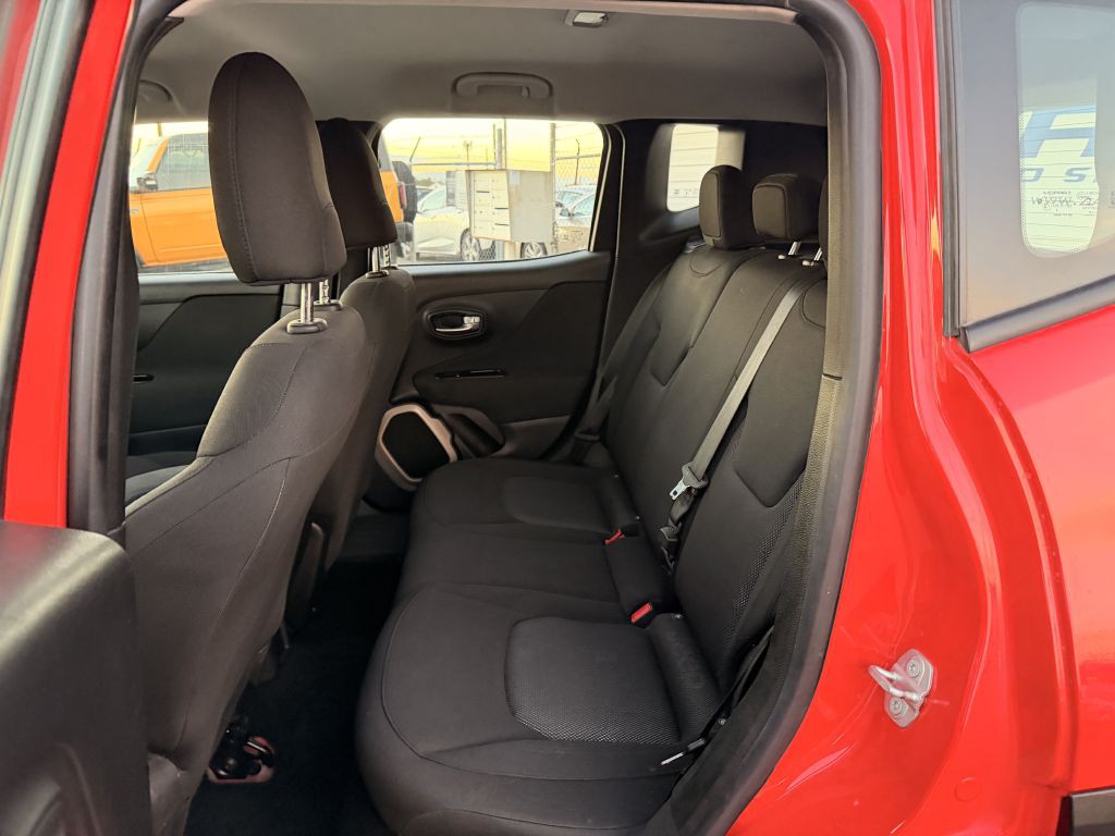 2016 Jeep Renegade Image 15