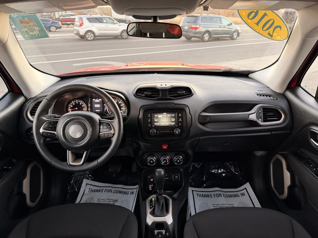 2016 Jeep Renegade Image 16