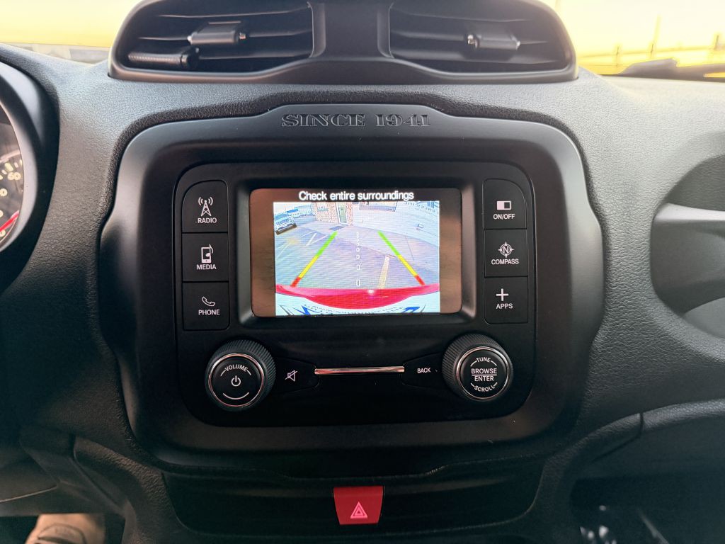 2016 Jeep Renegade Image 22