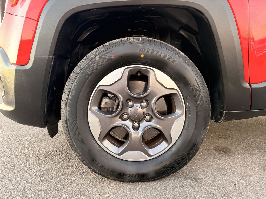 2016 Jeep Renegade Image 26