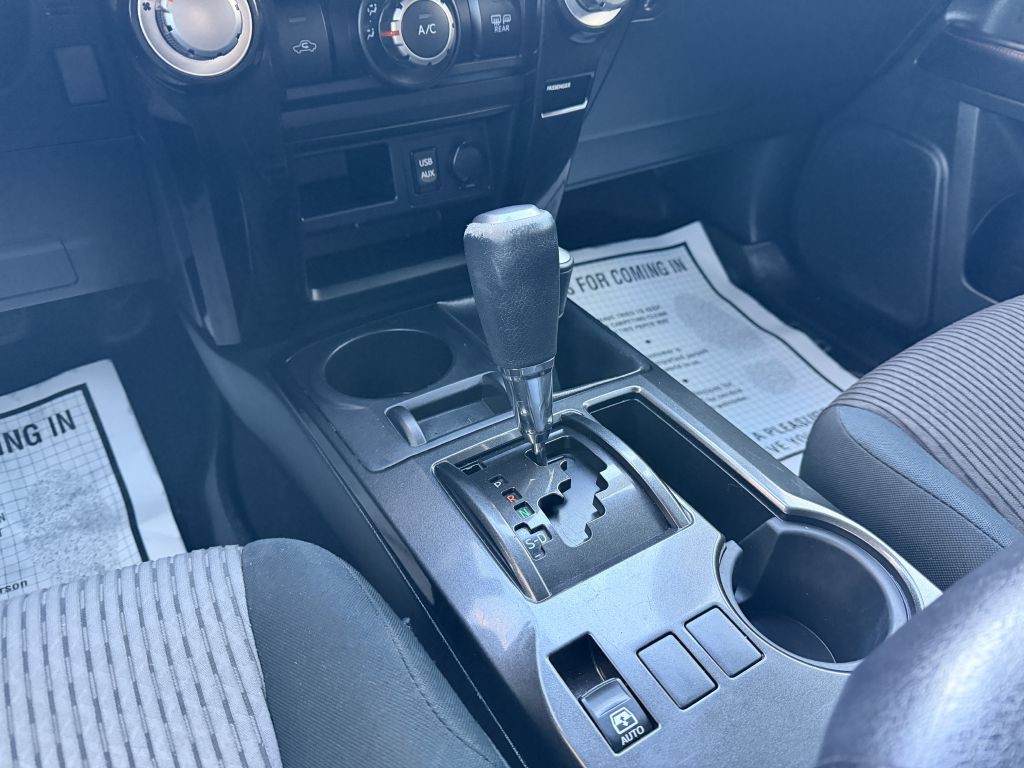 2016 Toyota 4Runner Image 19