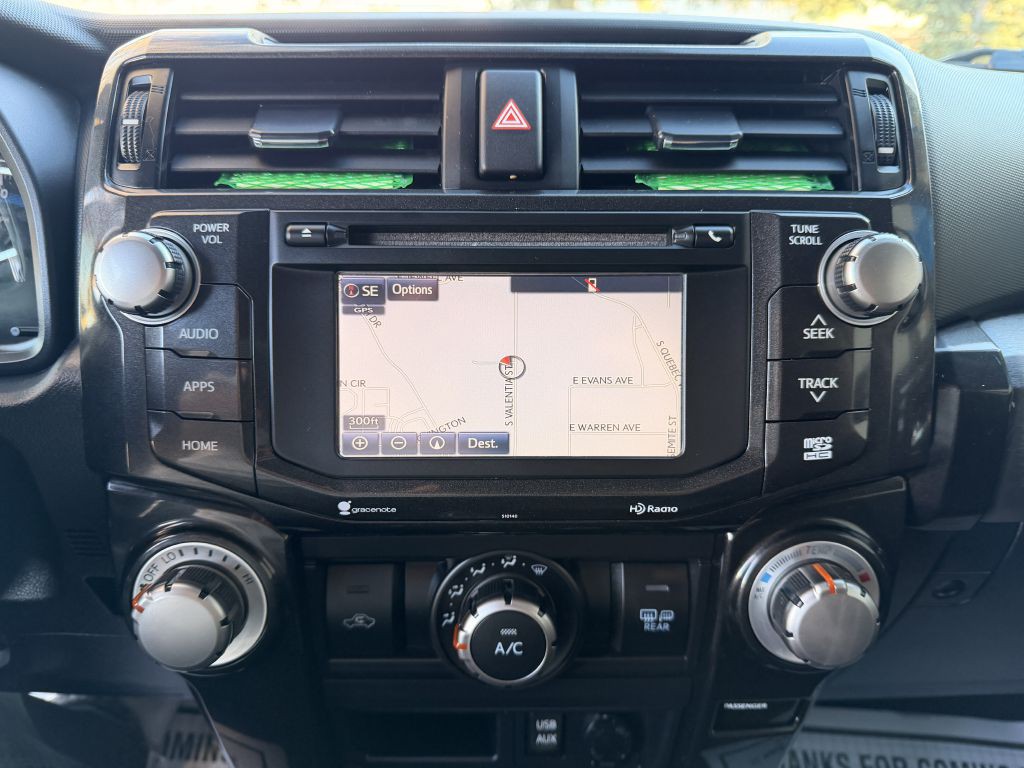 2016 Toyota 4Runner Image 25