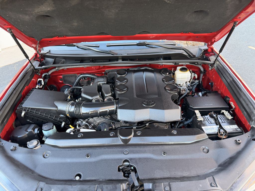 2016 Toyota 4Runner Image 26