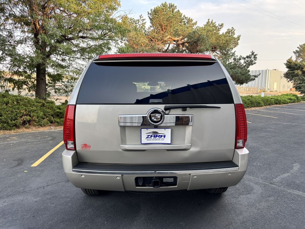 2008 Cadillac Escalade Image 6